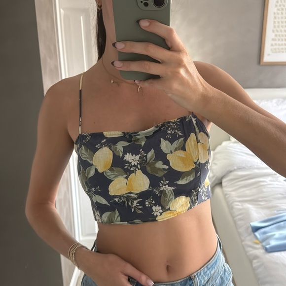 Lemon Print Cropped Top - Picture 1 of 4
